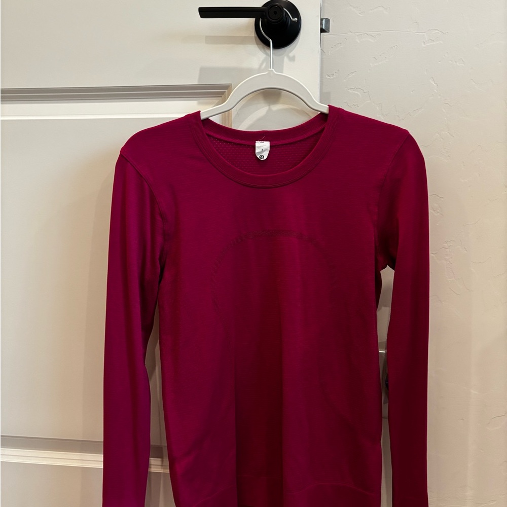 lululemon athletica Women's Top in fuchsia Pink